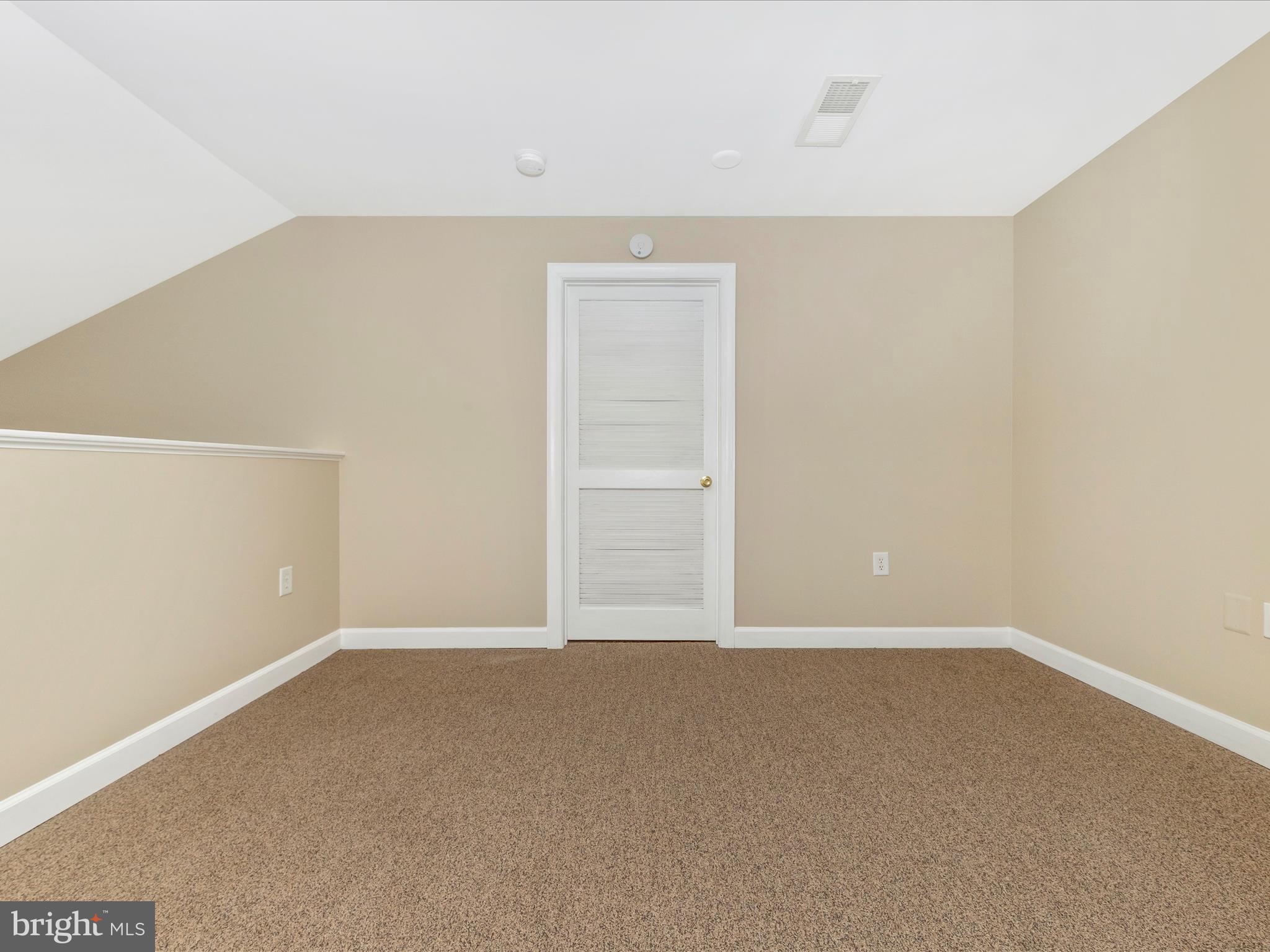 MAXWELL PLACE - Residential