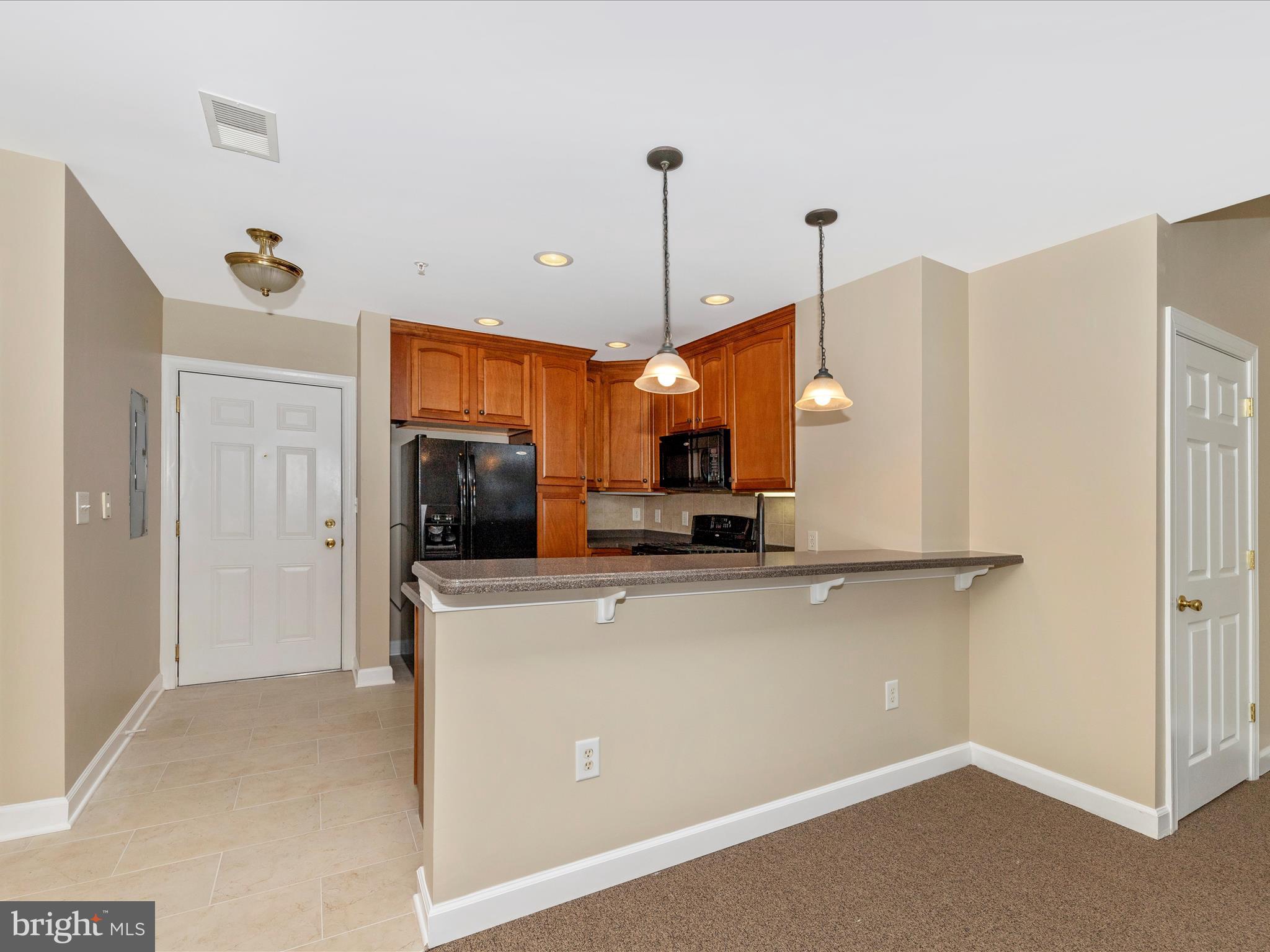 MAXWELL PLACE - Residential