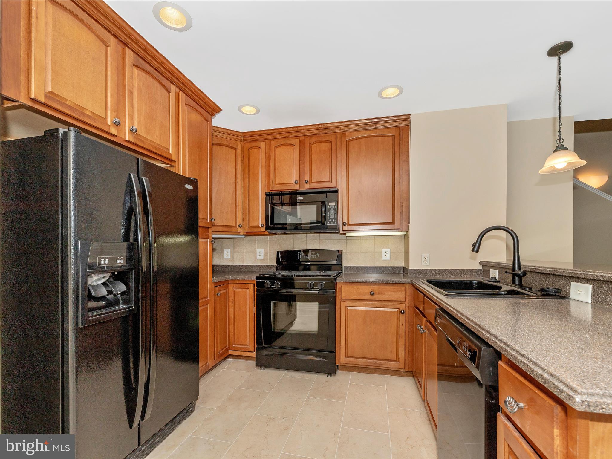 MAXWELL PLACE - Residential