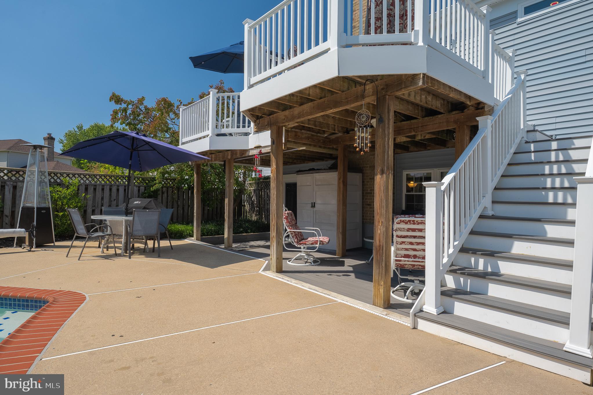 OAK SPRINGS - Residential