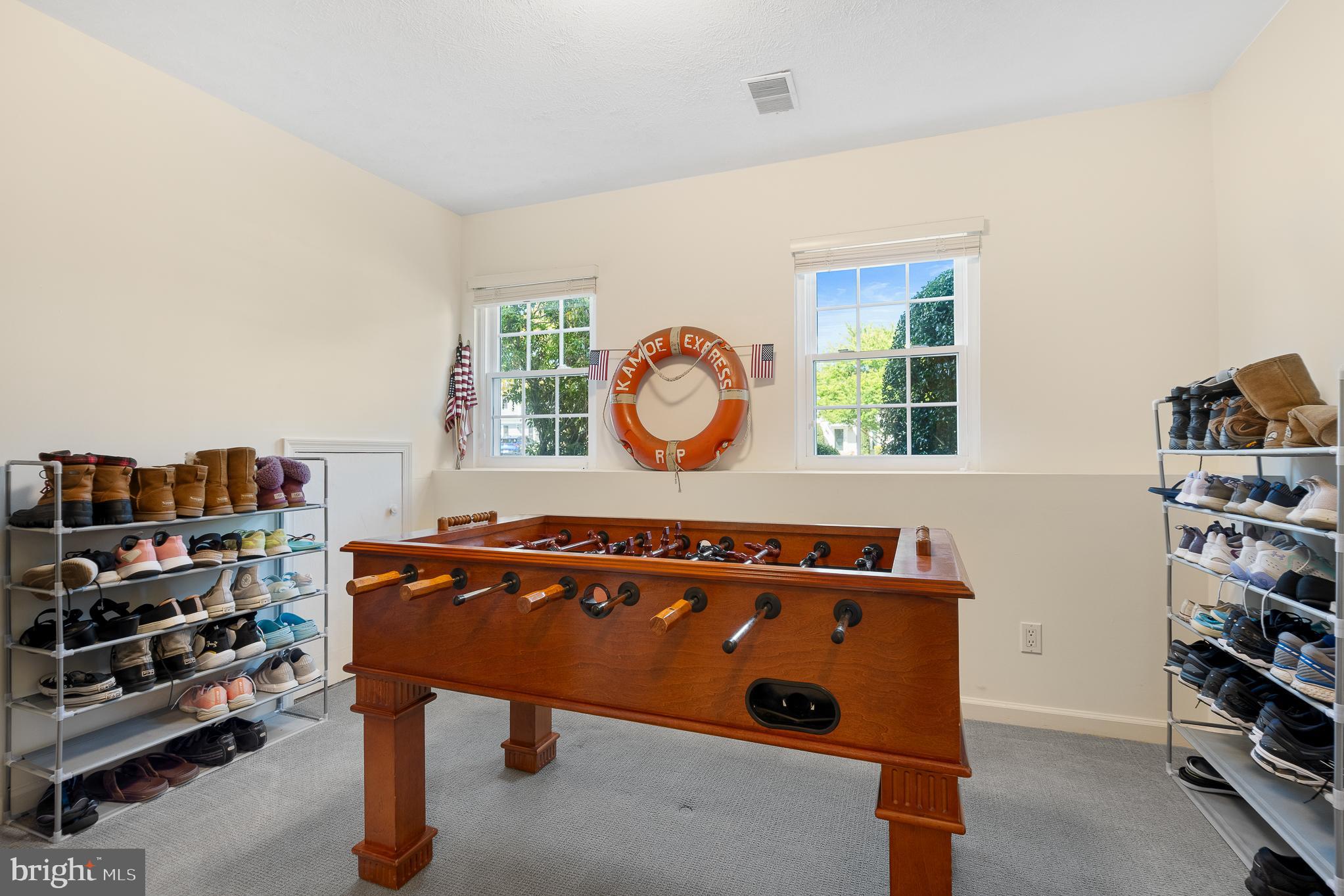 OAK SPRINGS - Residential