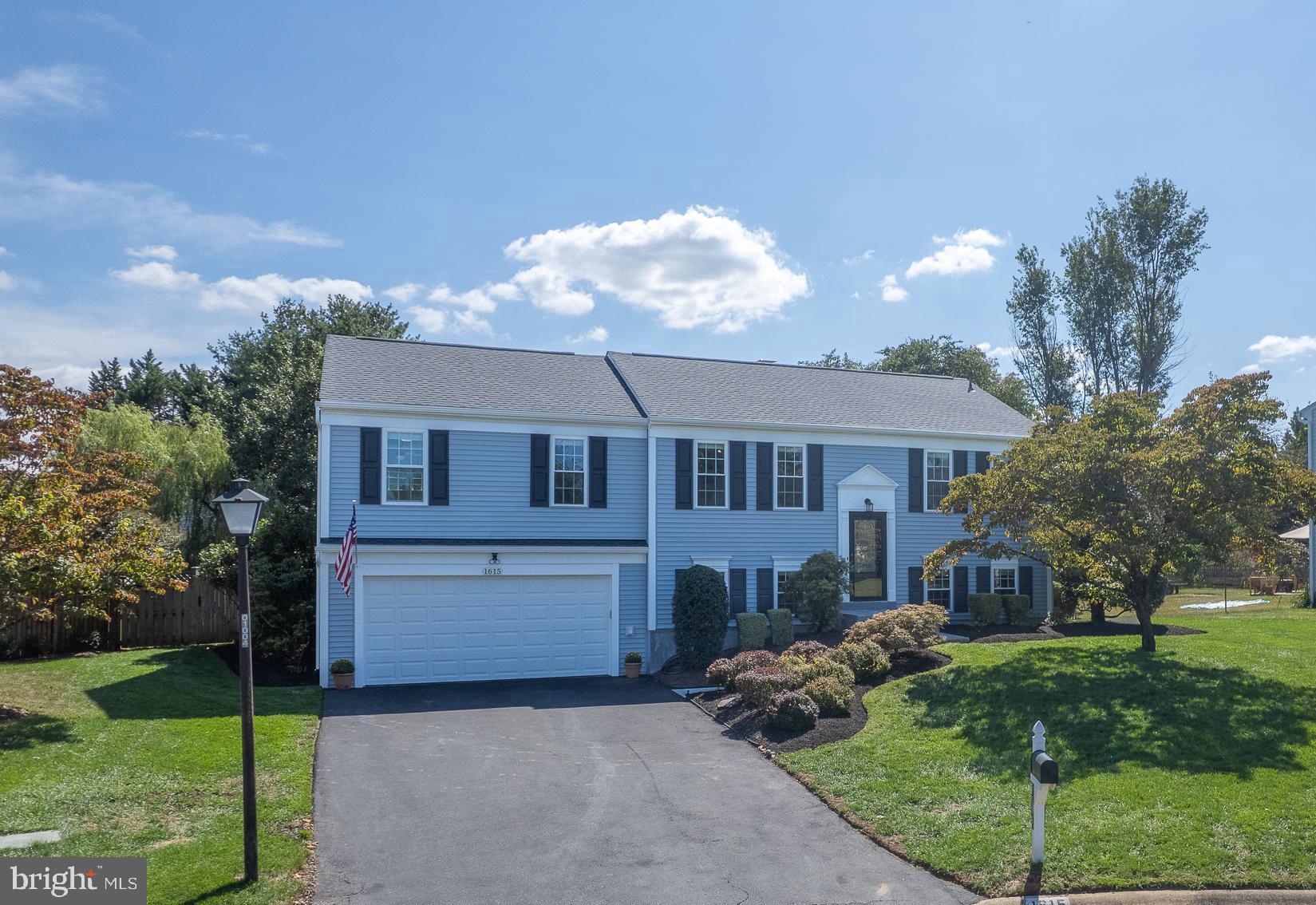 OAK SPRINGS - Residential