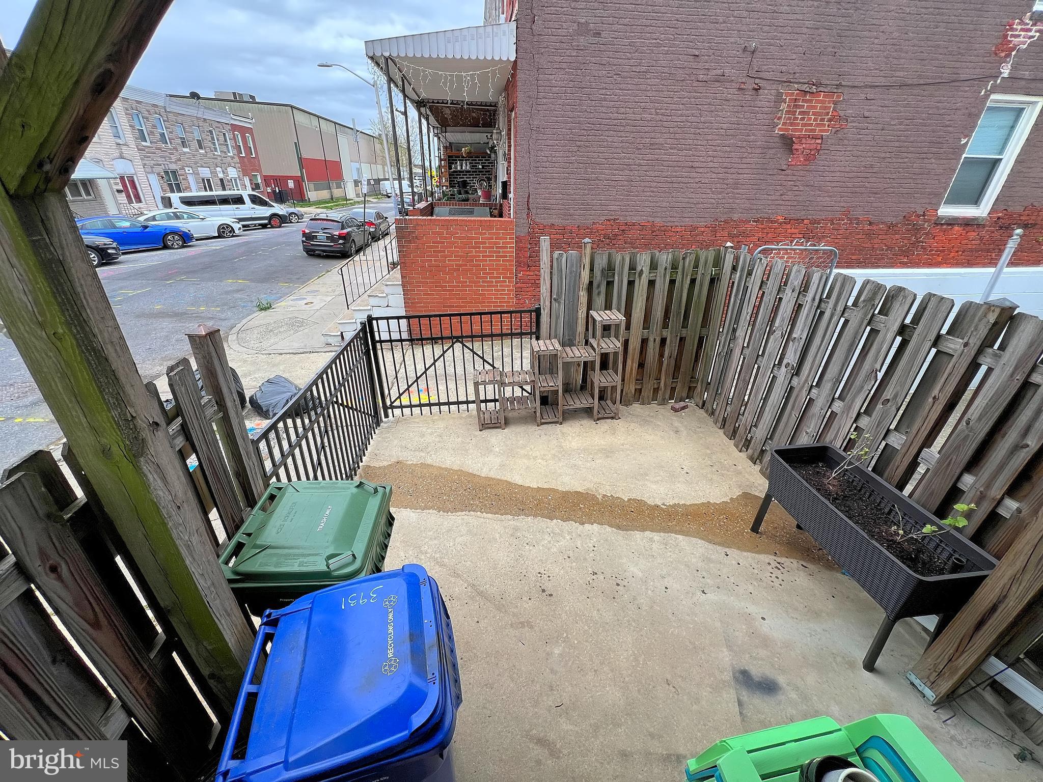 HIGHLANDTOWN - Residential