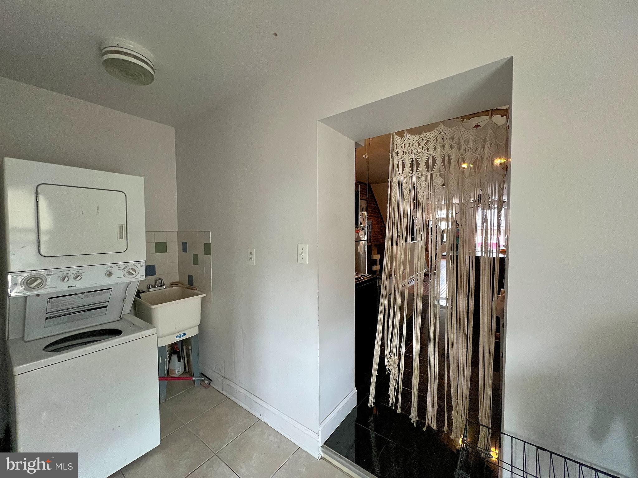 HIGHLANDTOWN - Residential