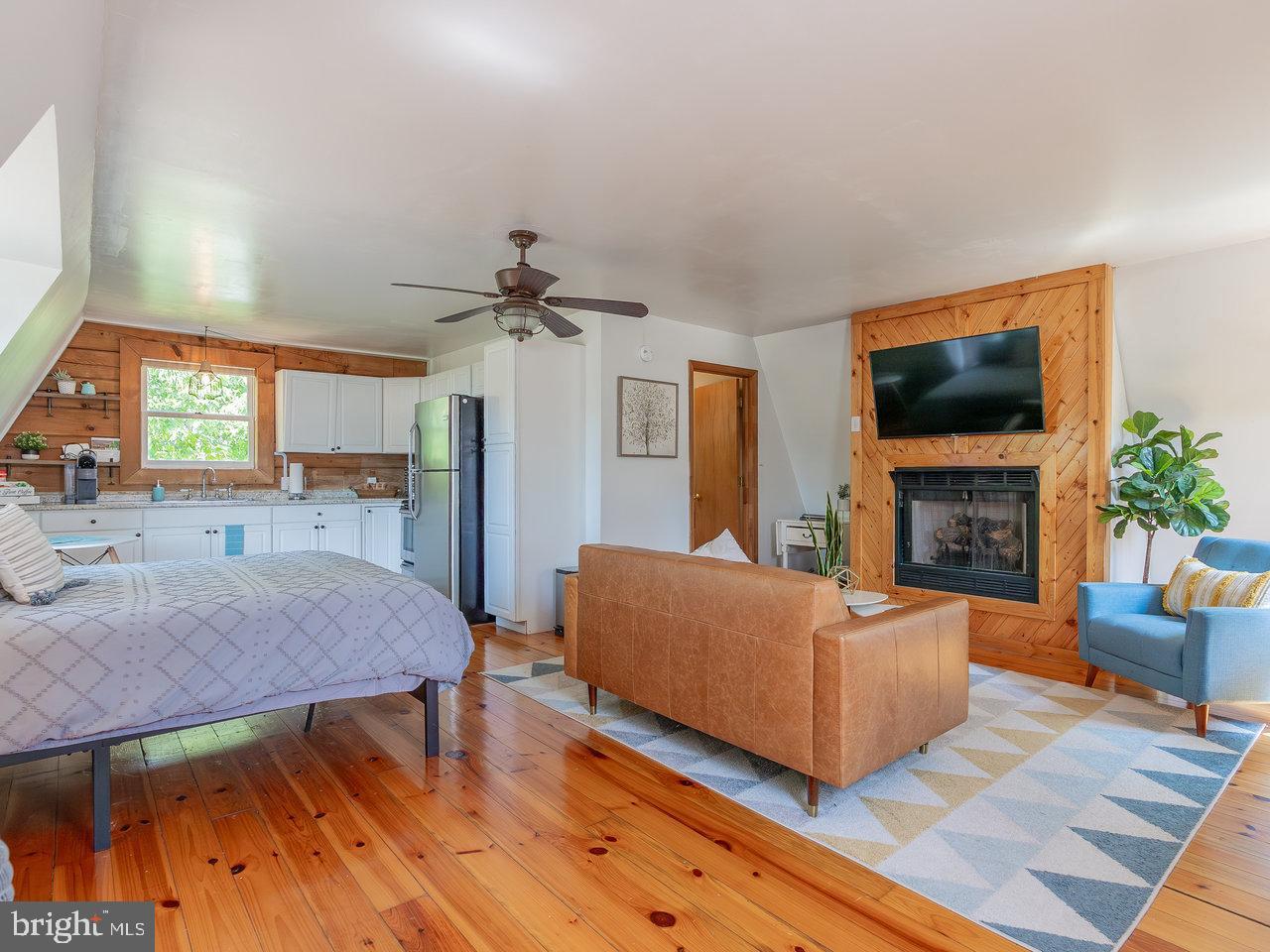 TOWN OF STANLEY - Residential