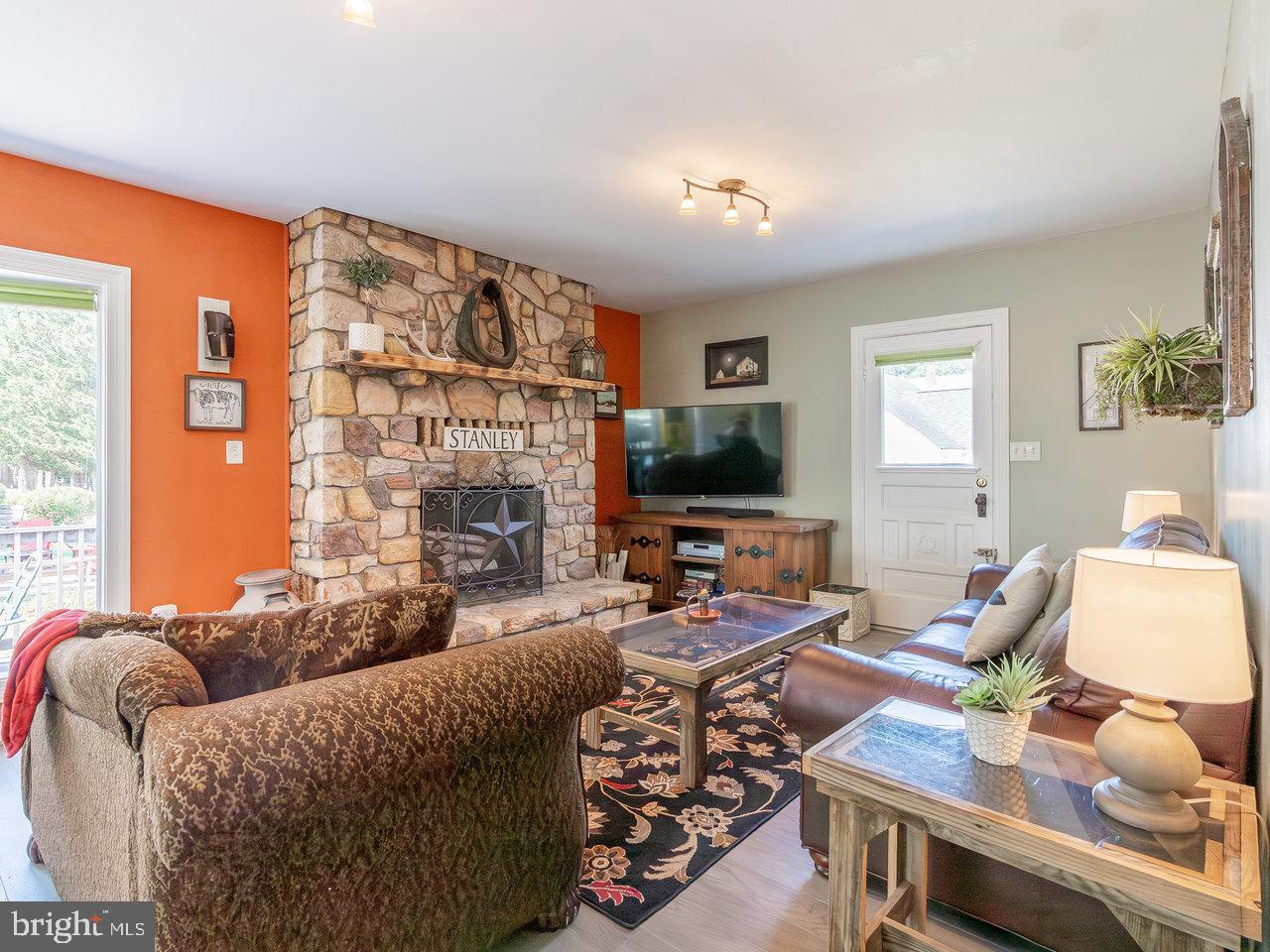 TOWN OF STANLEY - Residential