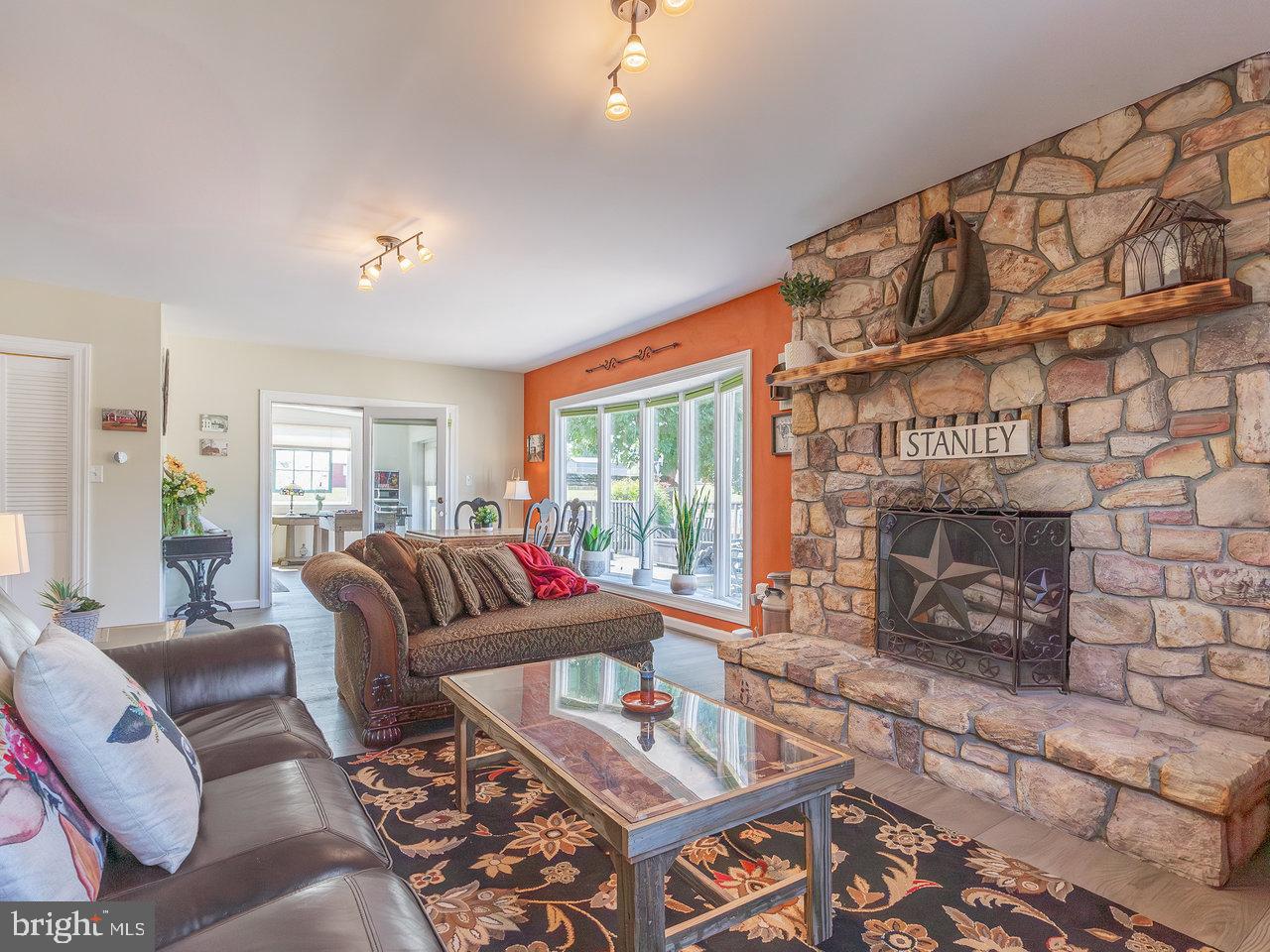 TOWN OF STANLEY - Residential