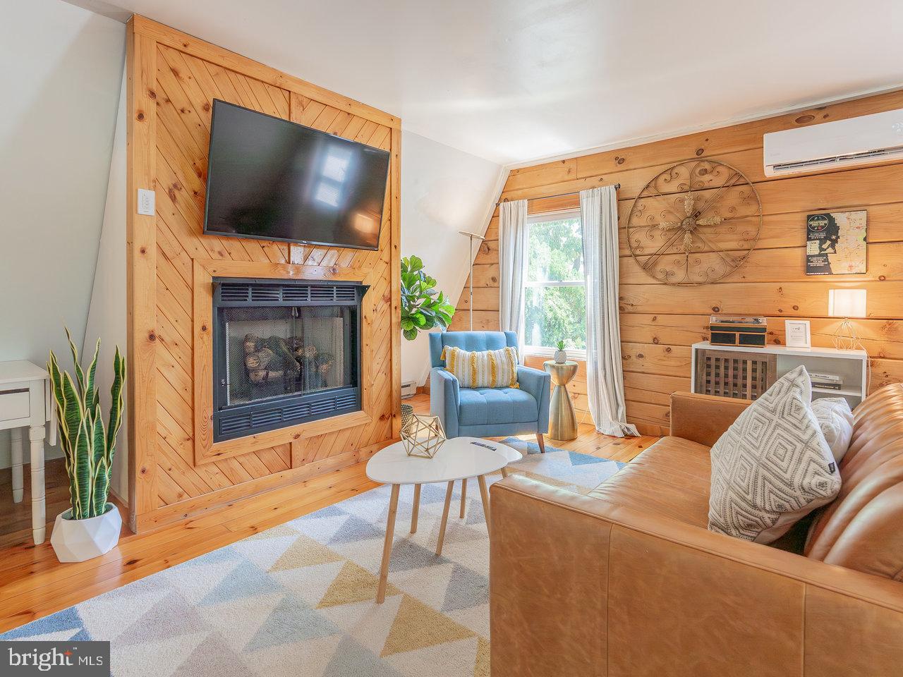 TOWN OF STANLEY - Residential