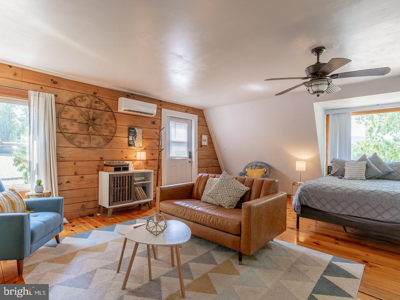 TOWN OF STANLEY - Residential