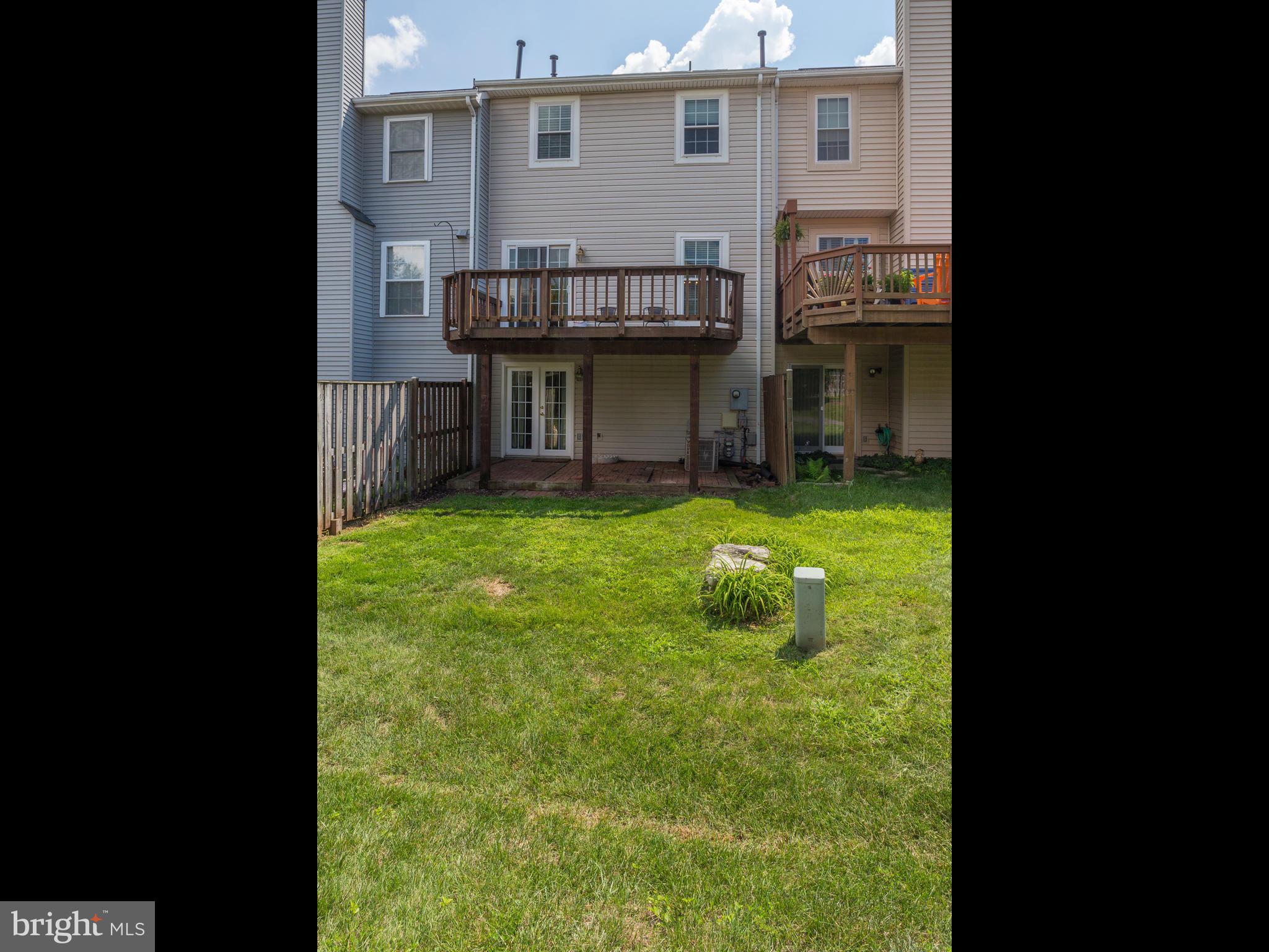 ASHBURN FARM - Residential