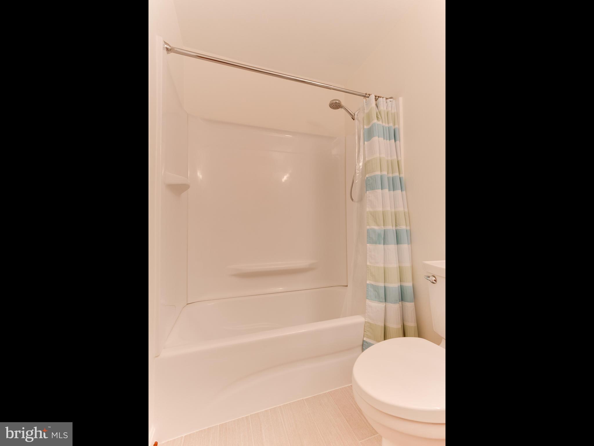 ASHBURN FARM - Residential