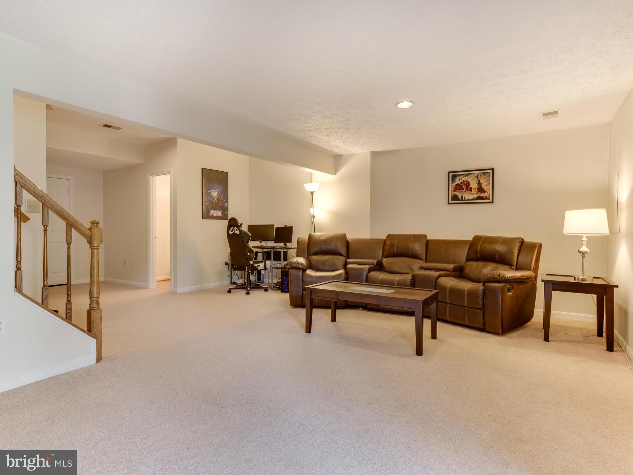 ASHBURN FARM - Residential