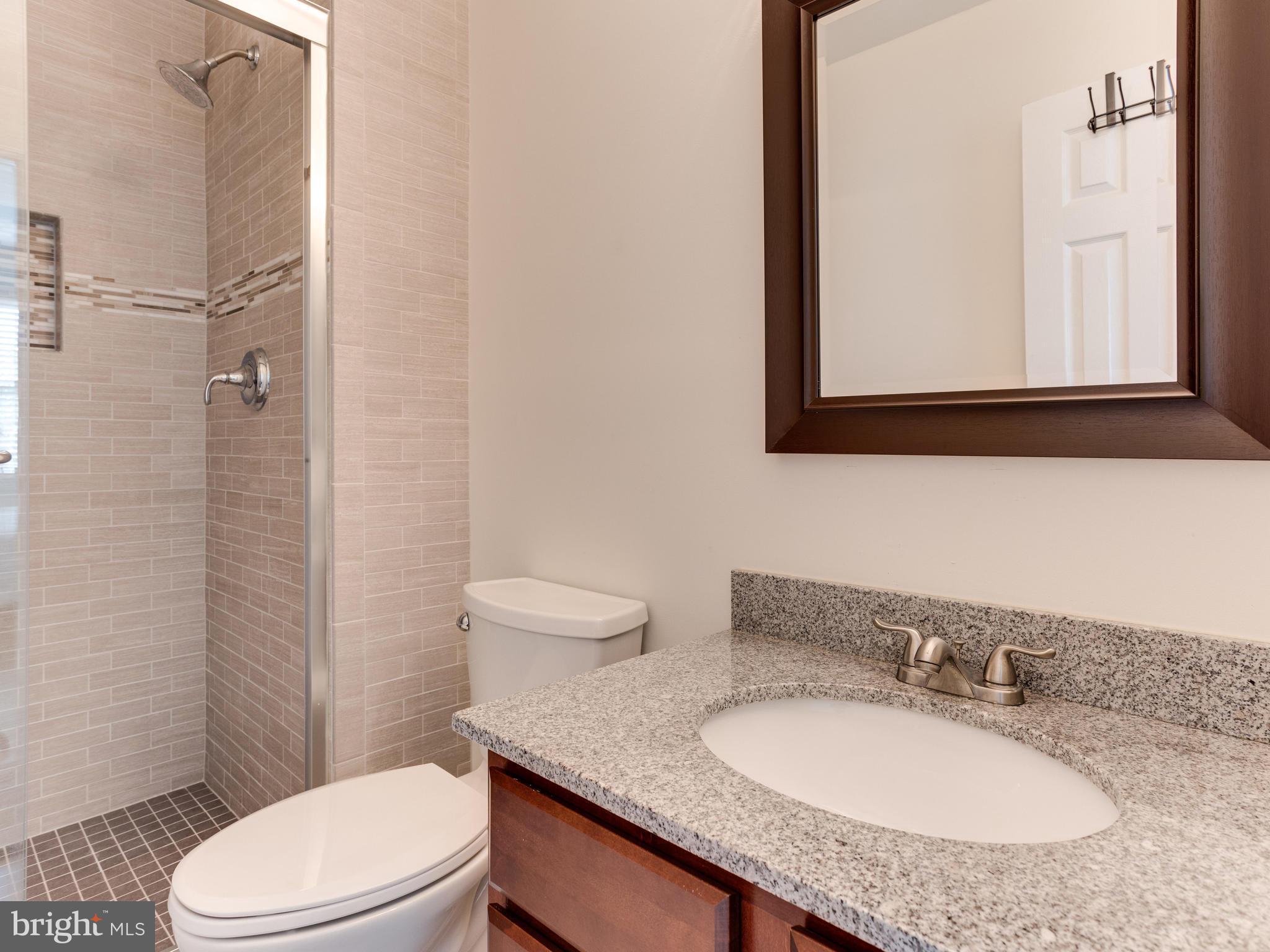 ASHBURN FARM - Residential