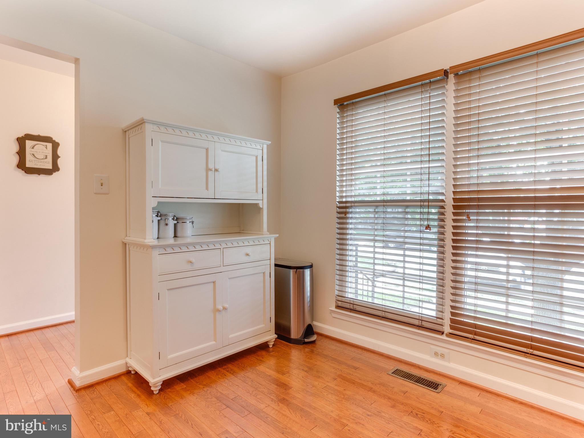 ASHBURN FARM - Residential