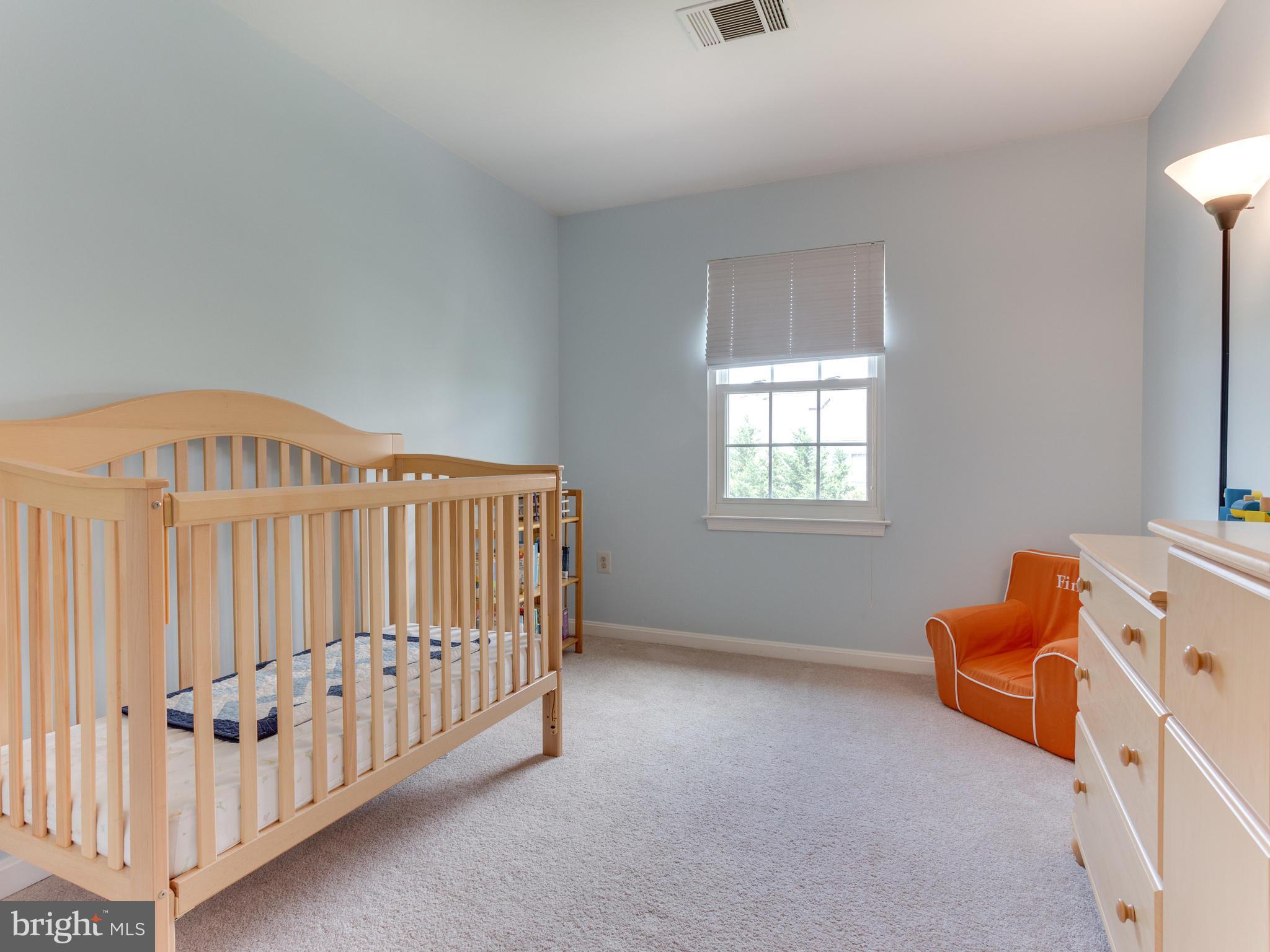 ASHBURN FARM - Residential