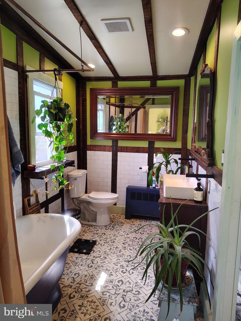 Photo of 1434 Red Bank Avenue, WEST DEPTFORD, NJ 08086 (MLS # NJGL2070734)