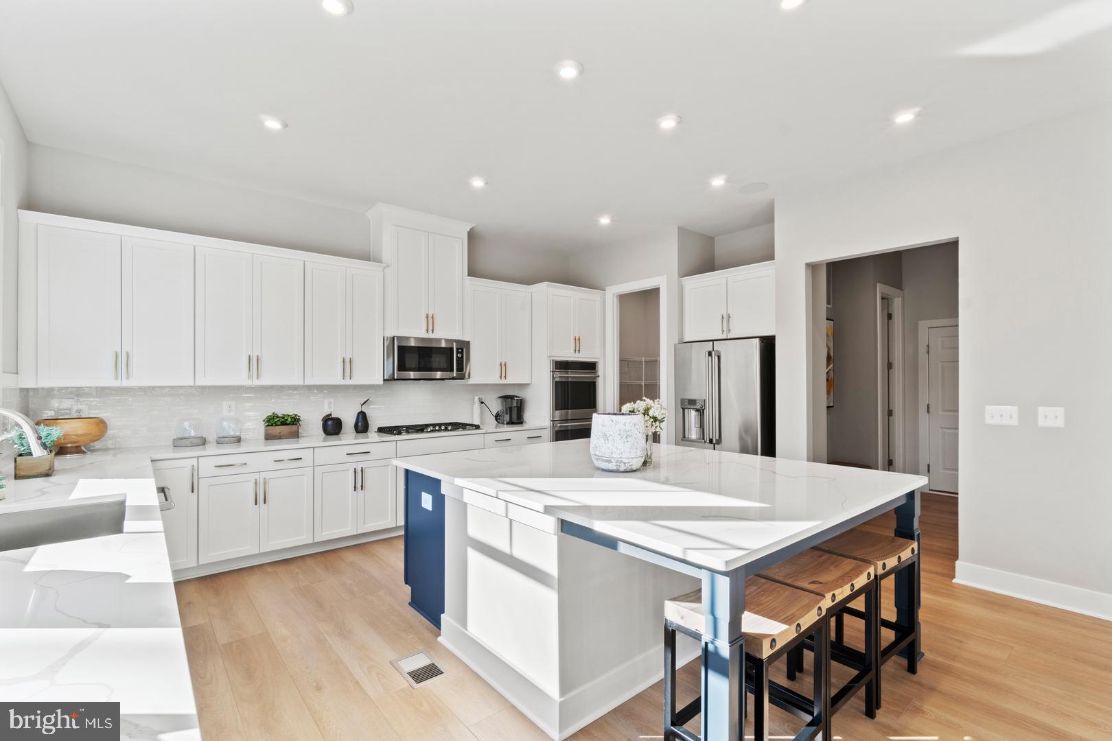 SUNSTONE PRESERVE - Residential