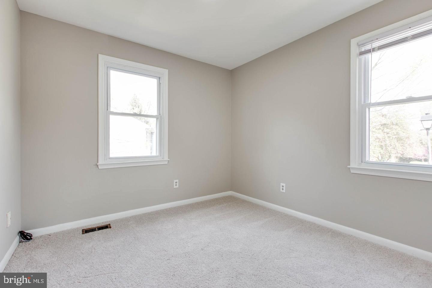 GOVERNORS LANDING - Residential Lease