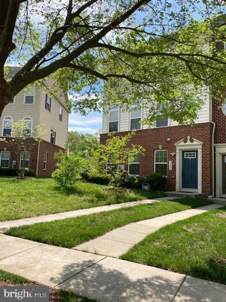 Gorgeous 3 level end-unit Townhome in a beautiful, well maintained clean newer community. TH centrally located across from the playground and outside sitting areas. The first level features a private large room   with windows and spacious closet, off the 2-car garage,  with full bath and a receiving area for your convenience. Then go up to the spacious, bright open concept main level  featuring gorgeous wood floors and windows, powder room / half bath, 9 ft ceiling, kitchen with granite countertops, 42-inch cabinets, pantry, and breakfast area.  Upper level features washer and dryer, three bedrooms and two baths. Luxury owner suite with high lighted tray ceiling,  stately columns, sitting area,  2 walk-in closets, ensuite spacious bathroom with double sink vanity, tub, shower and separate toilet. Located in a premier community that has a park, community center, pool and more.