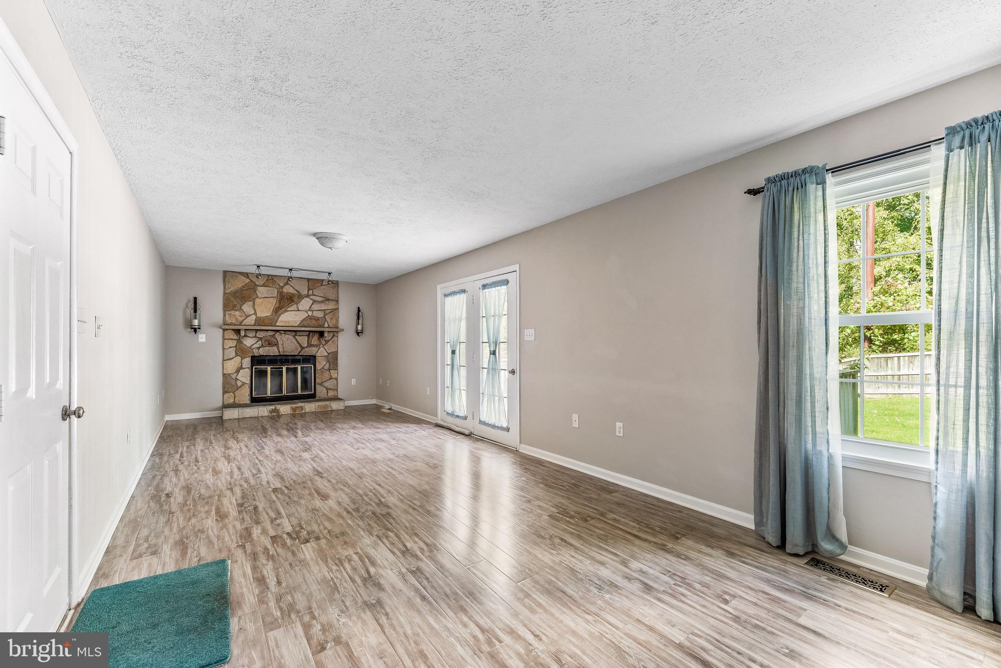 CLARKS RUN - Residential