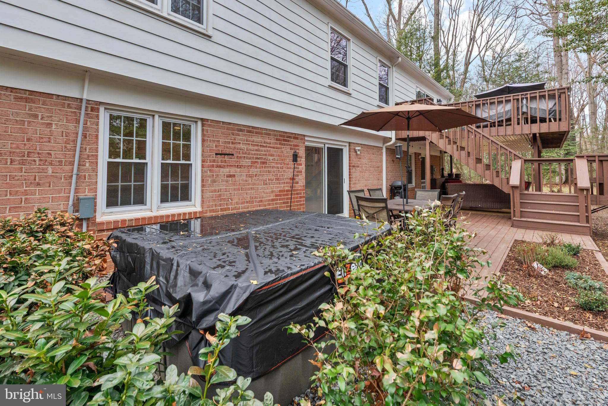 RESTON - Residential