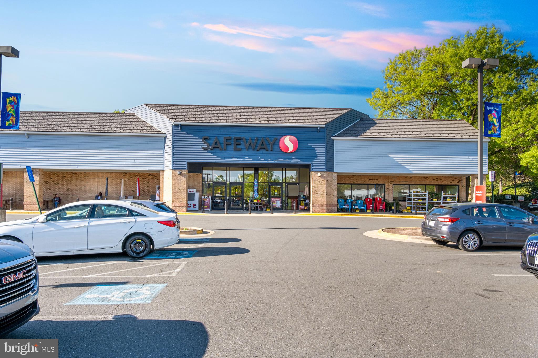 RESTON - Residential