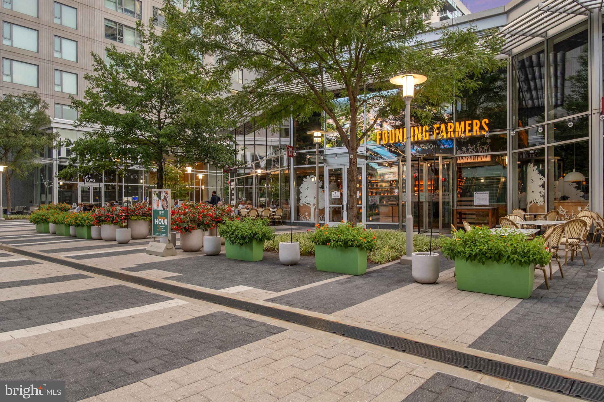 RESTON - Residential