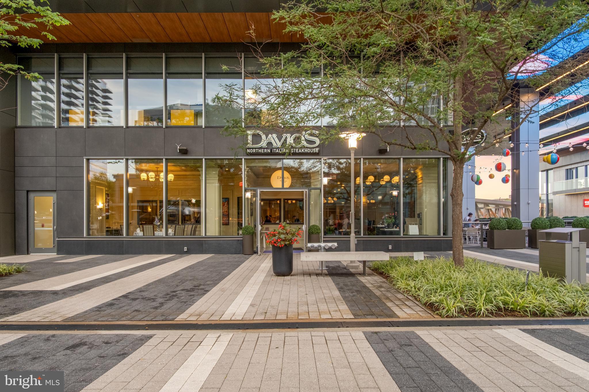 RESTON - Residential