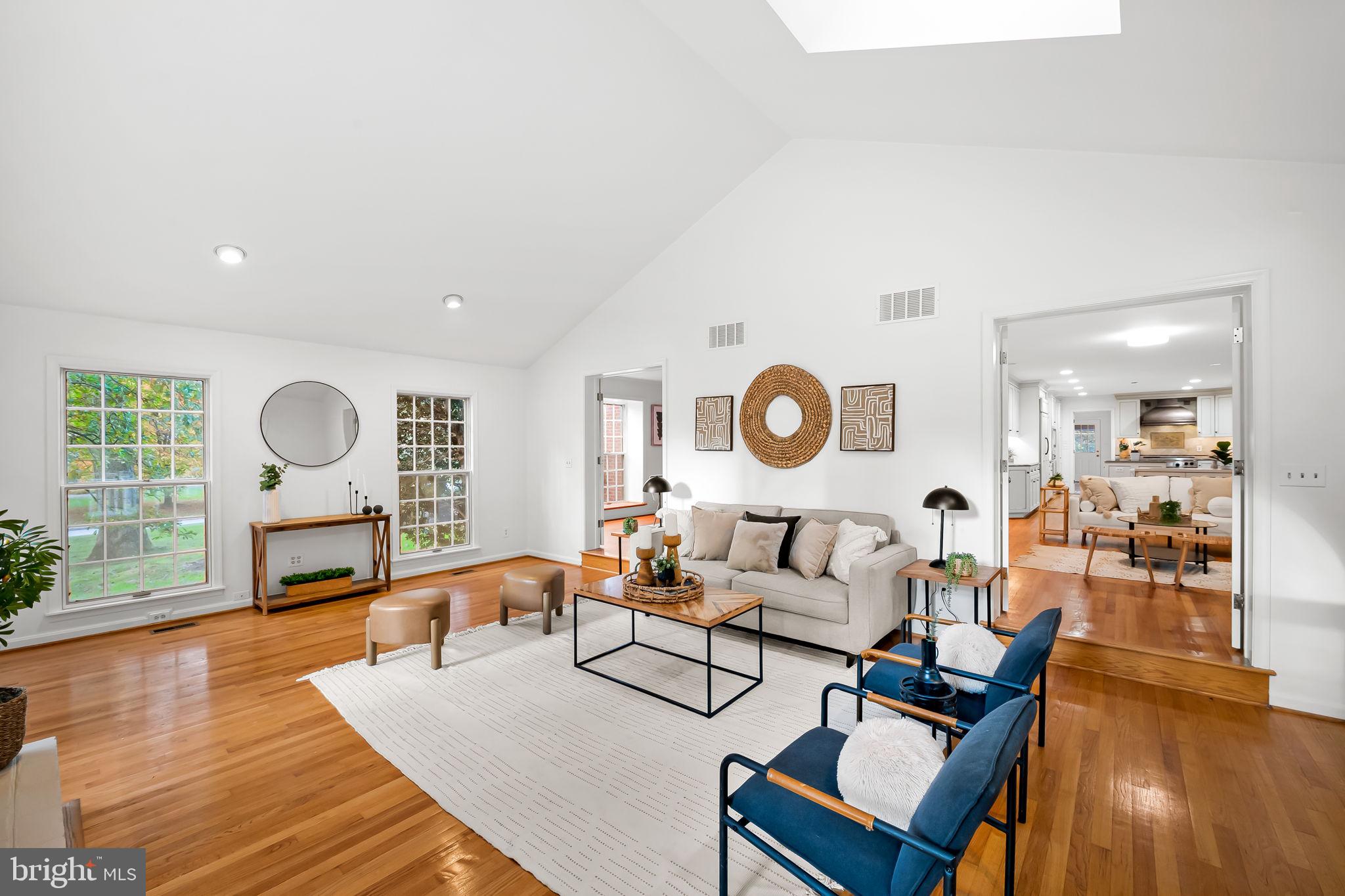 LAURELFORD - Residential