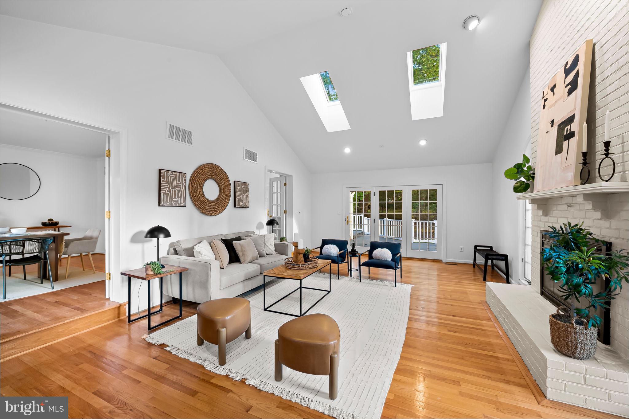 LAURELFORD - Residential