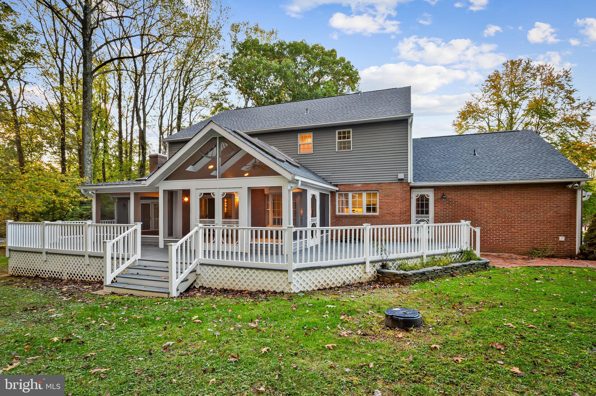 LAURELFORD - Residential