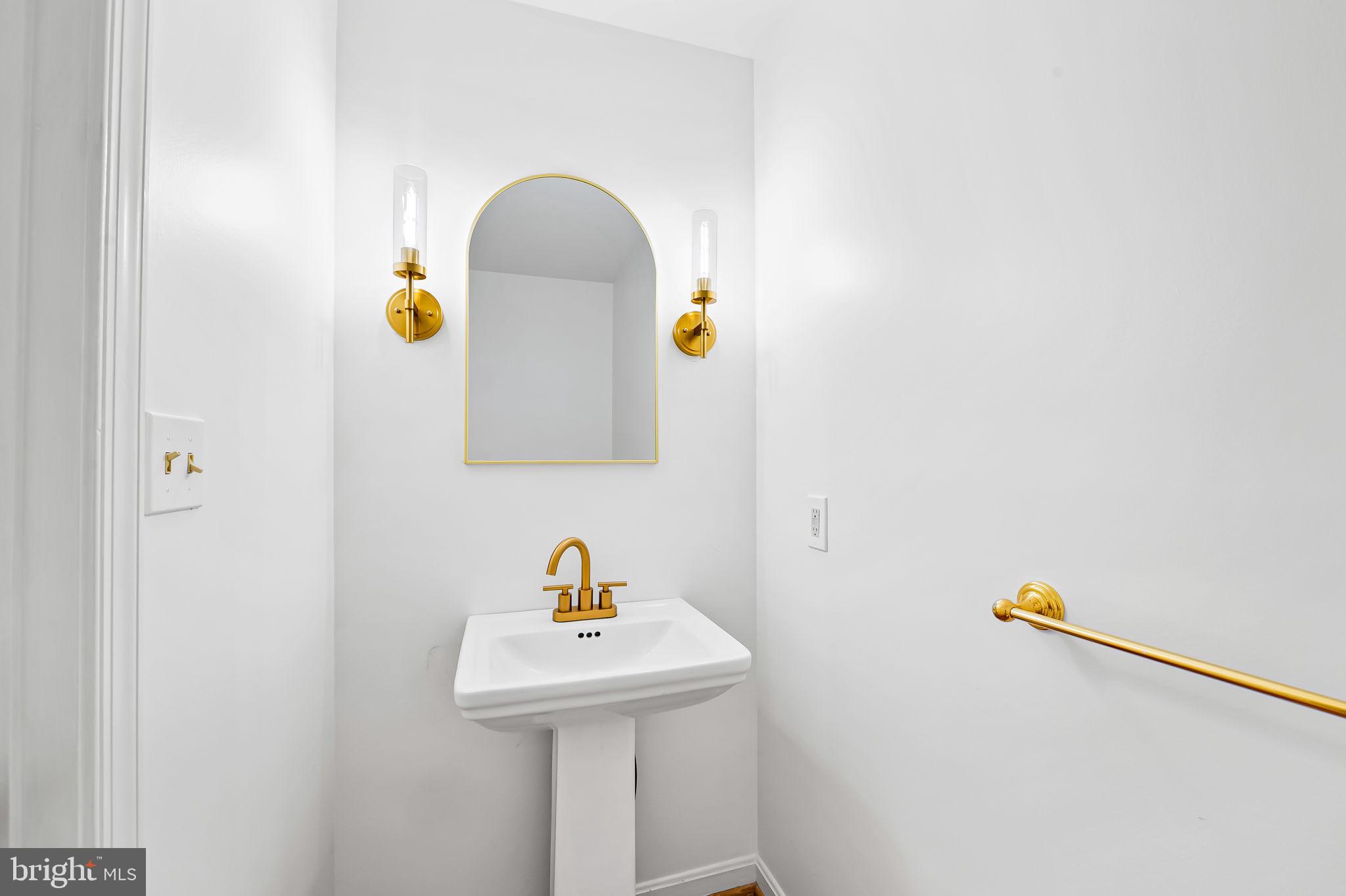 LAURELFORD - Residential