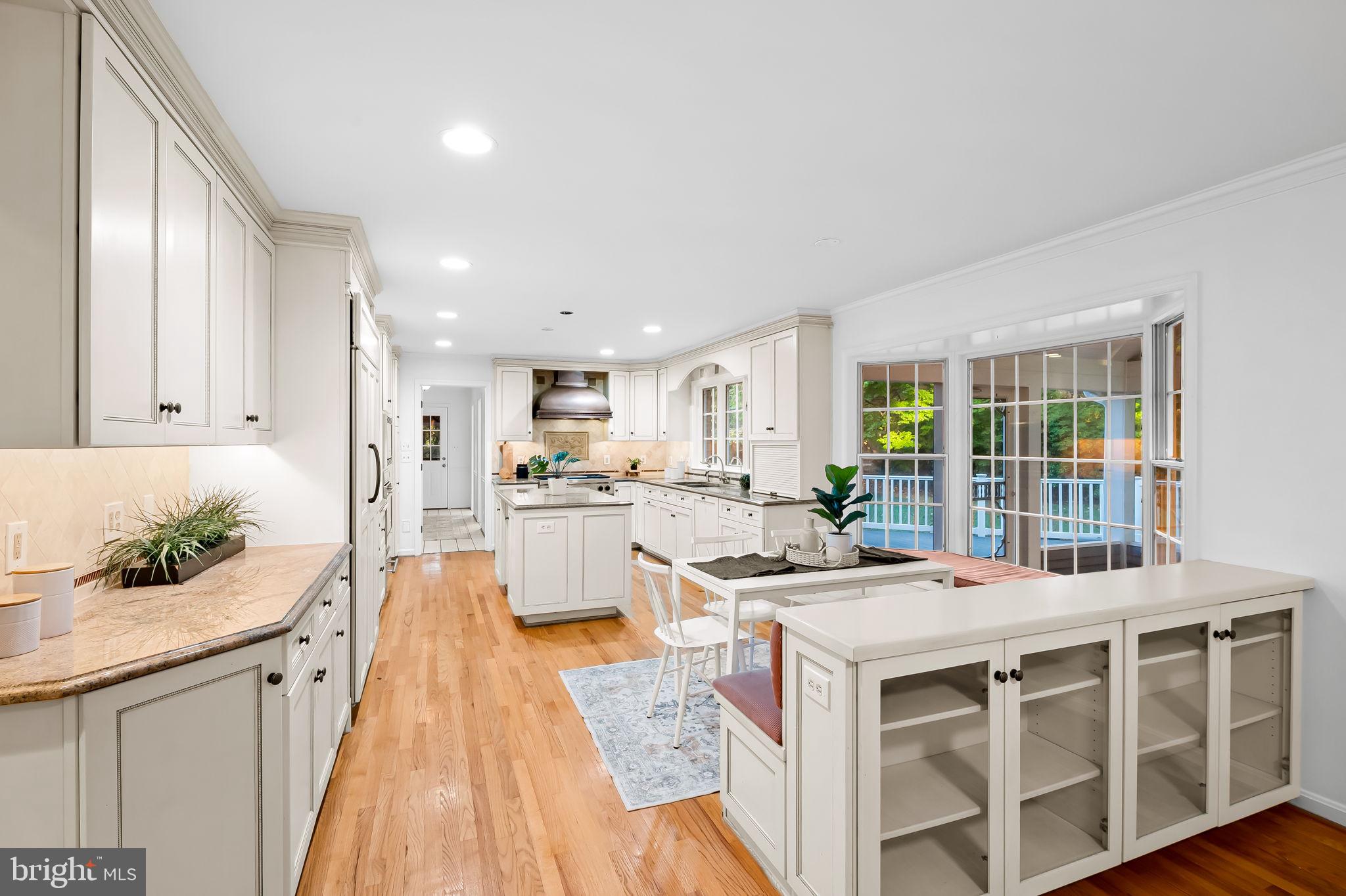 LAURELFORD - Residential