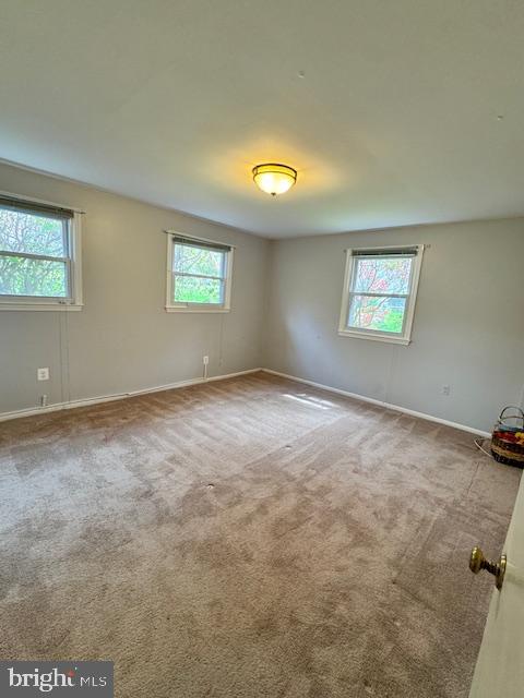 COUNTRY CLUB VIEW - Residential Lease