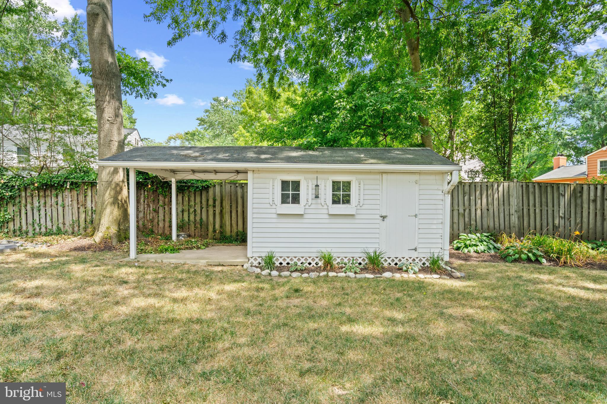 WAYNEWOOD - Residential