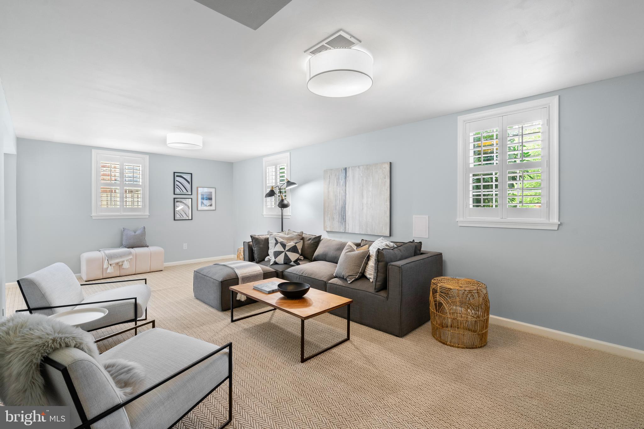 WAYNEWOOD - Residential