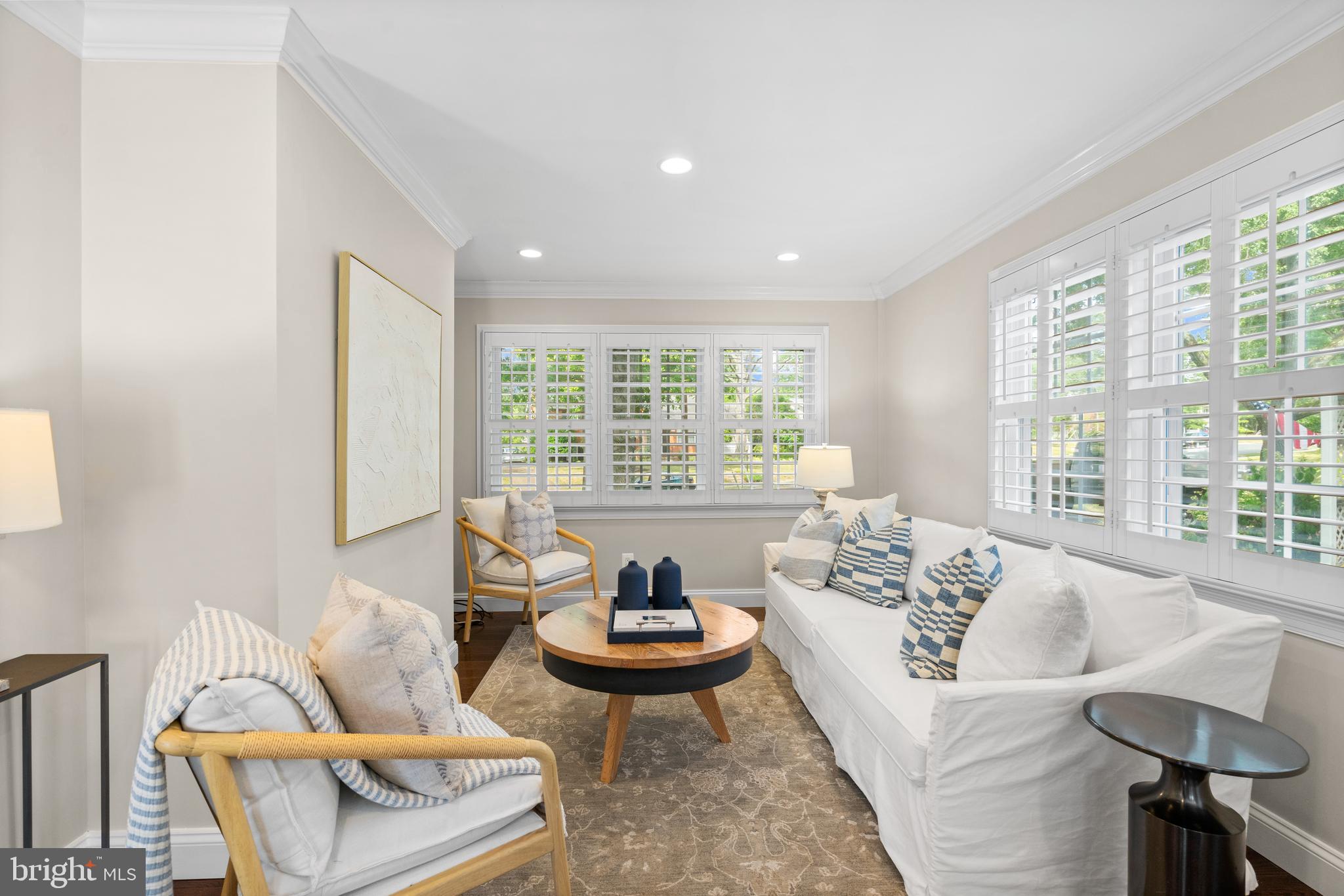 WAYNEWOOD - Residential