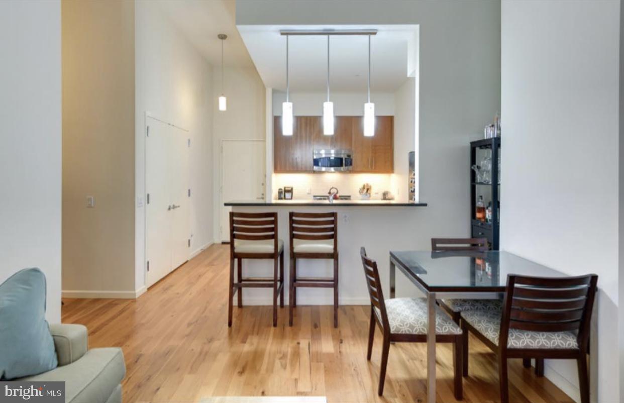 1425 LOCUST STREET 2C