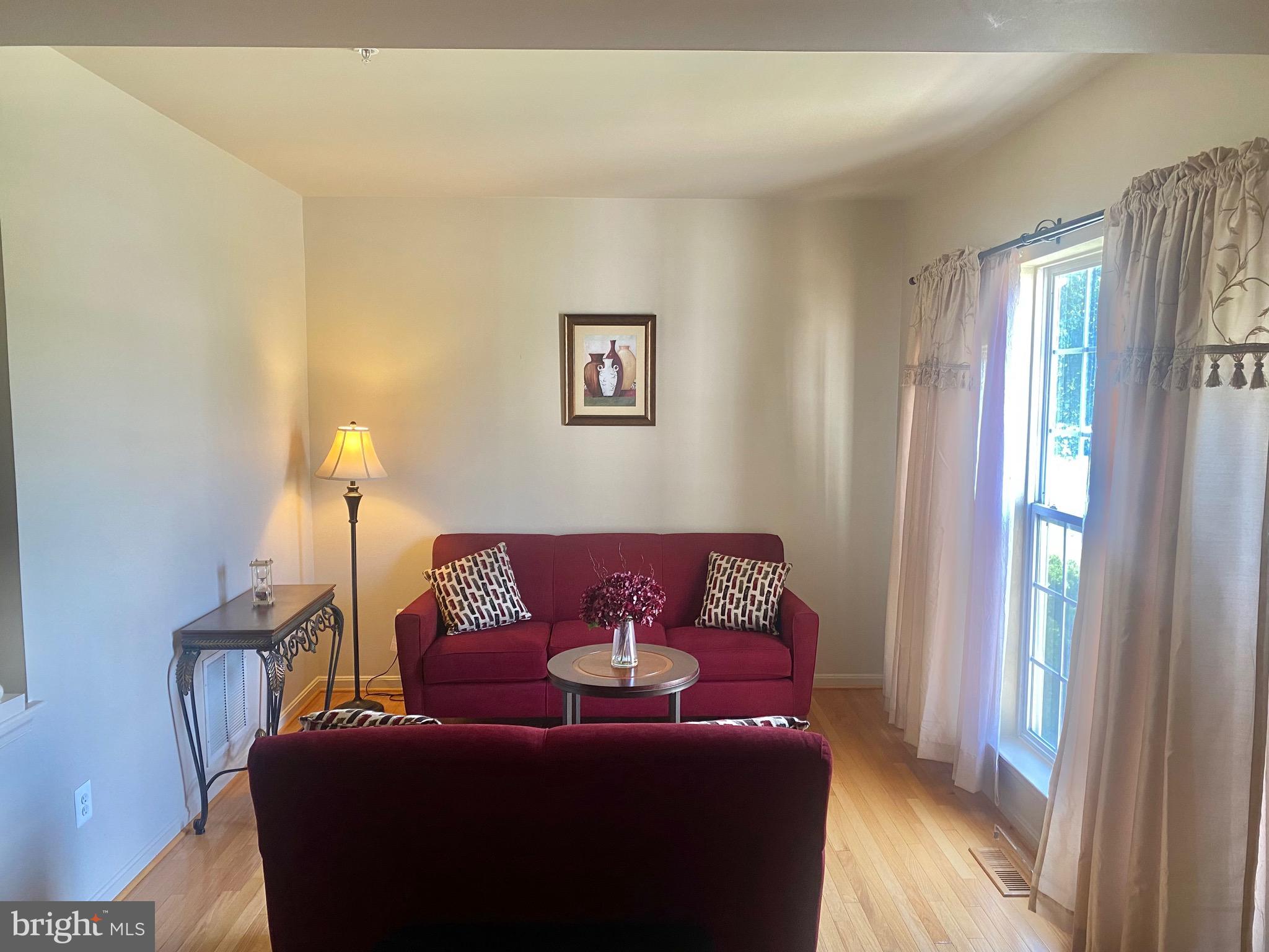 WILLOW CREEK - Residential