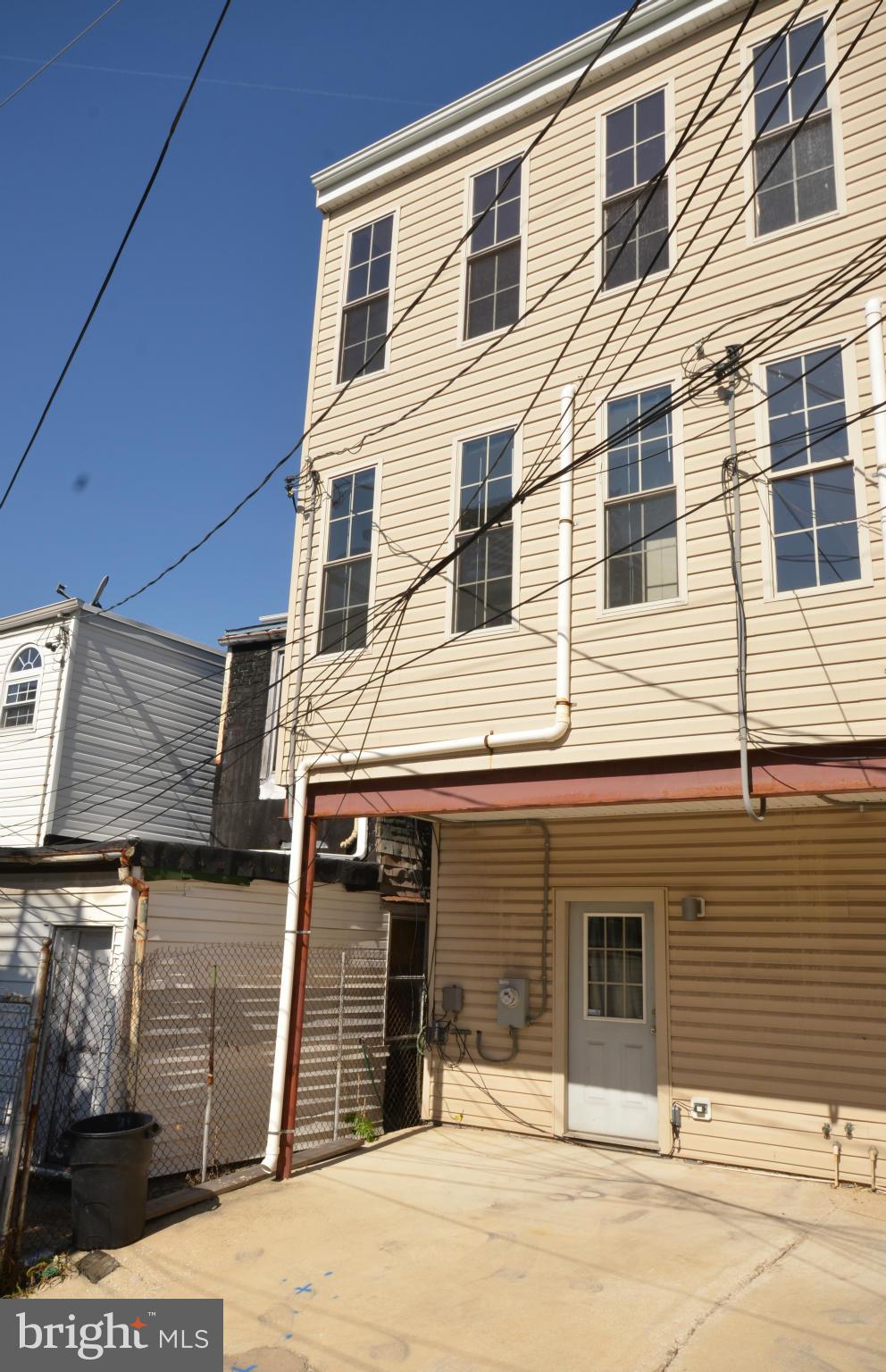 FEDERAL HILL HISTORIC DISTRICT - Residential Lease