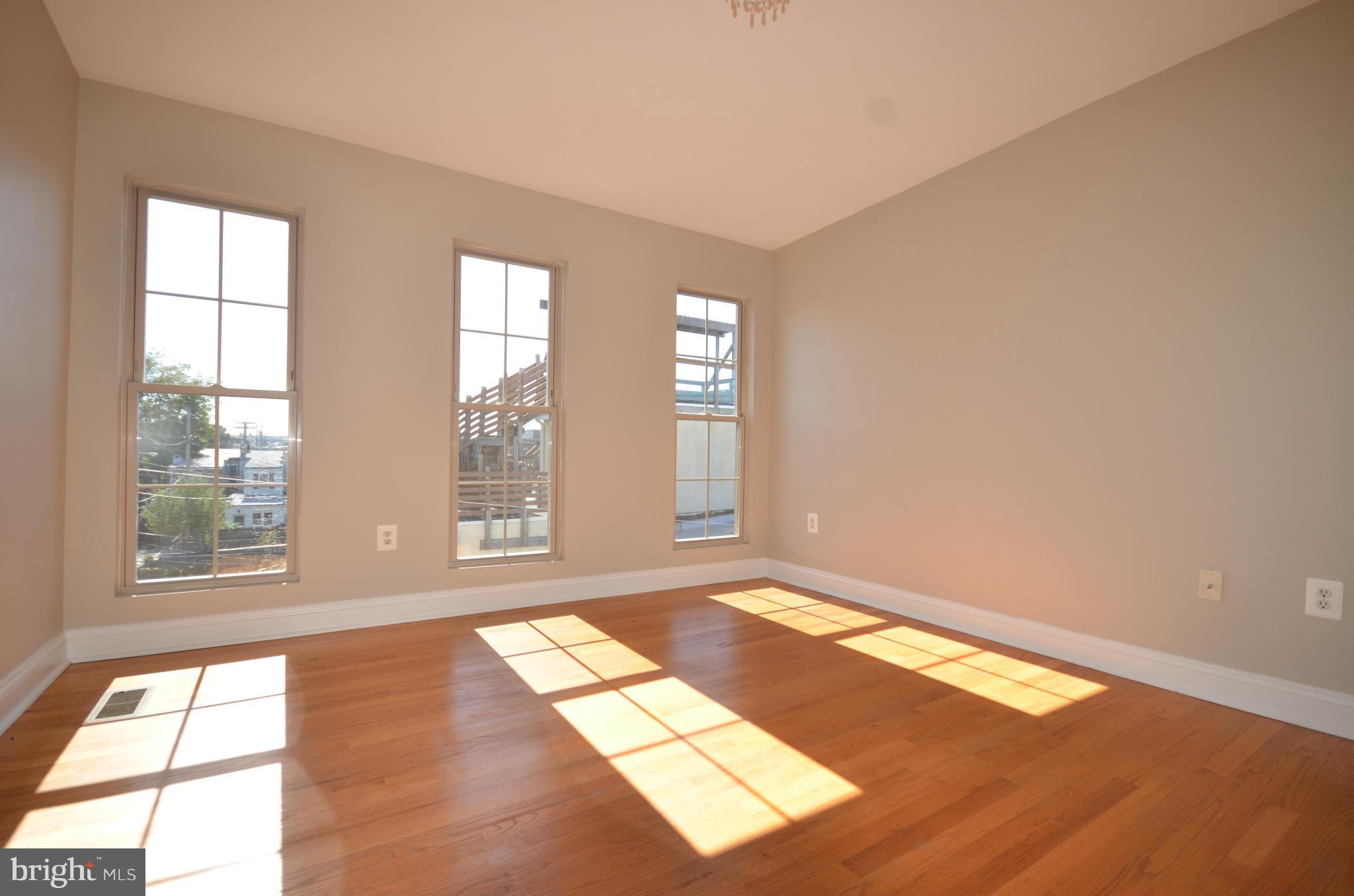 FEDERAL HILL HISTORIC DISTRICT - Residential Lease