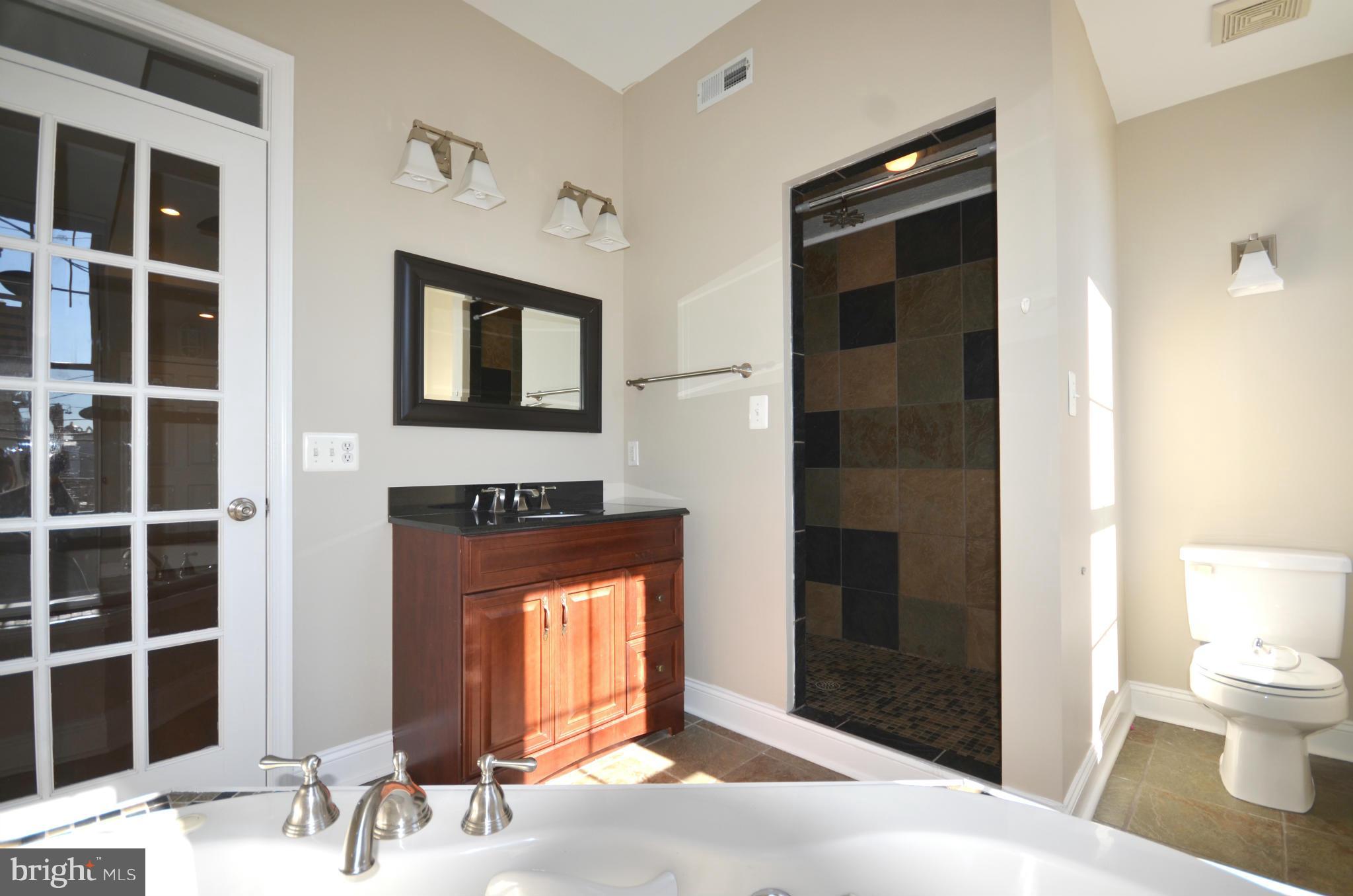 FEDERAL HILL HISTORIC DISTRICT - Residential Lease