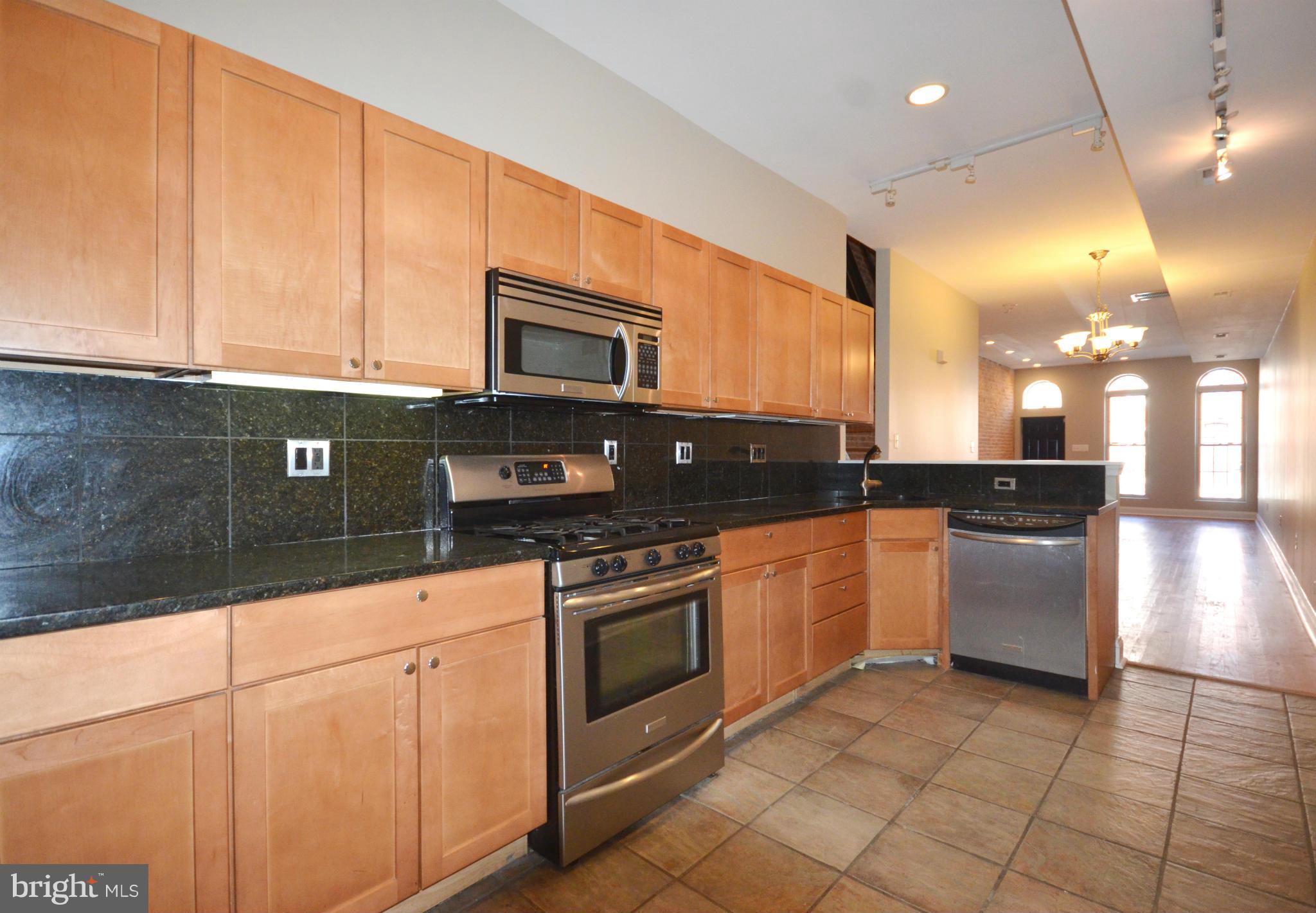 FEDERAL HILL HISTORIC DISTRICT - Residential Lease