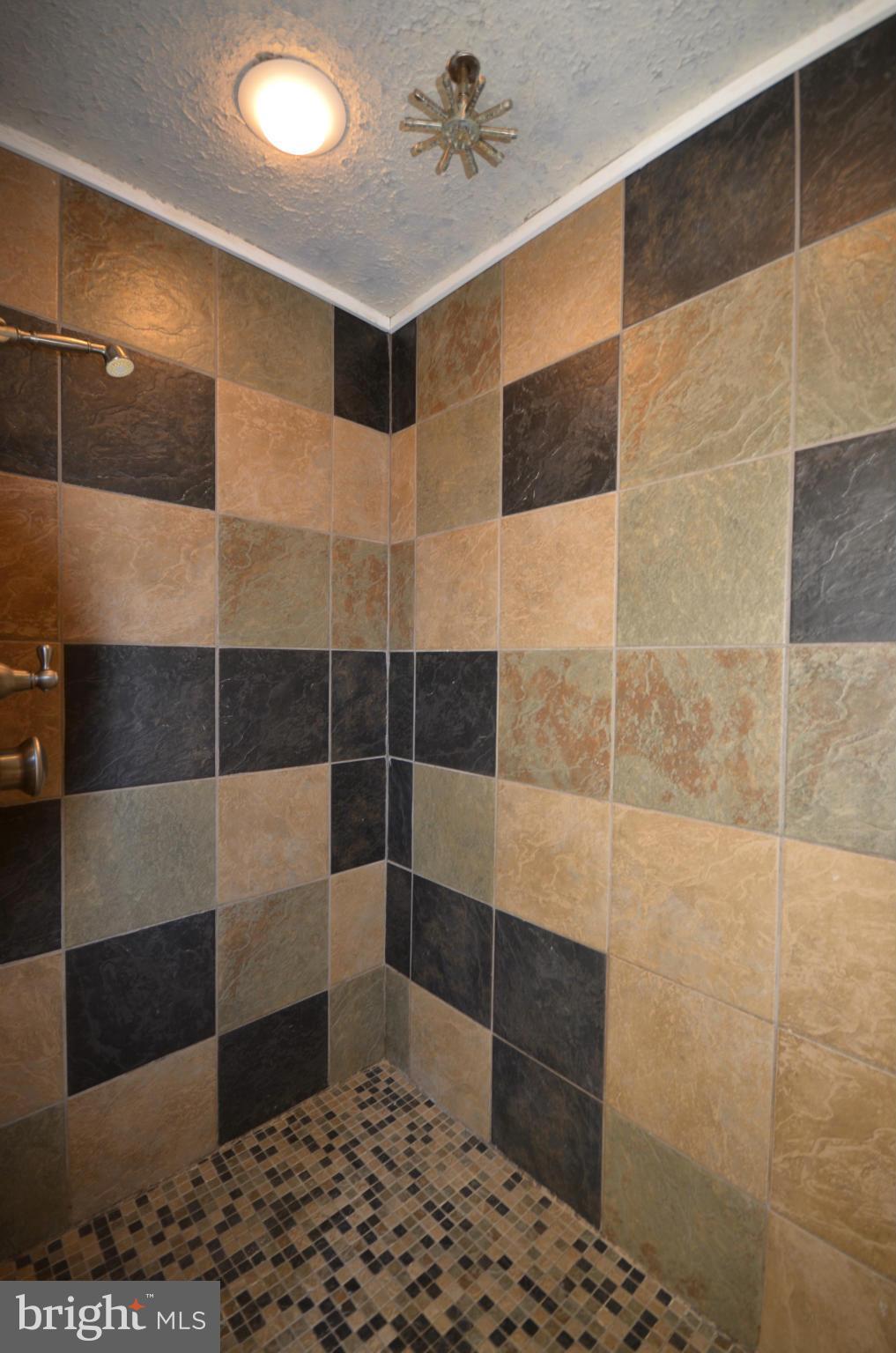 FEDERAL HILL HISTORIC DISTRICT - Residential Lease