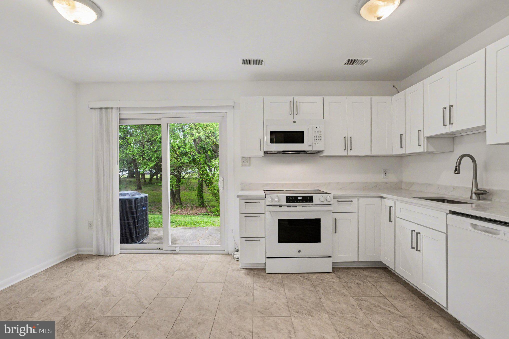 HILLTOP VILLAGE - Residential