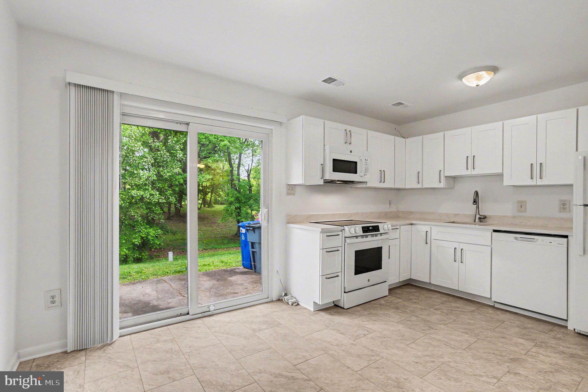 HILLTOP VILLAGE - Residential