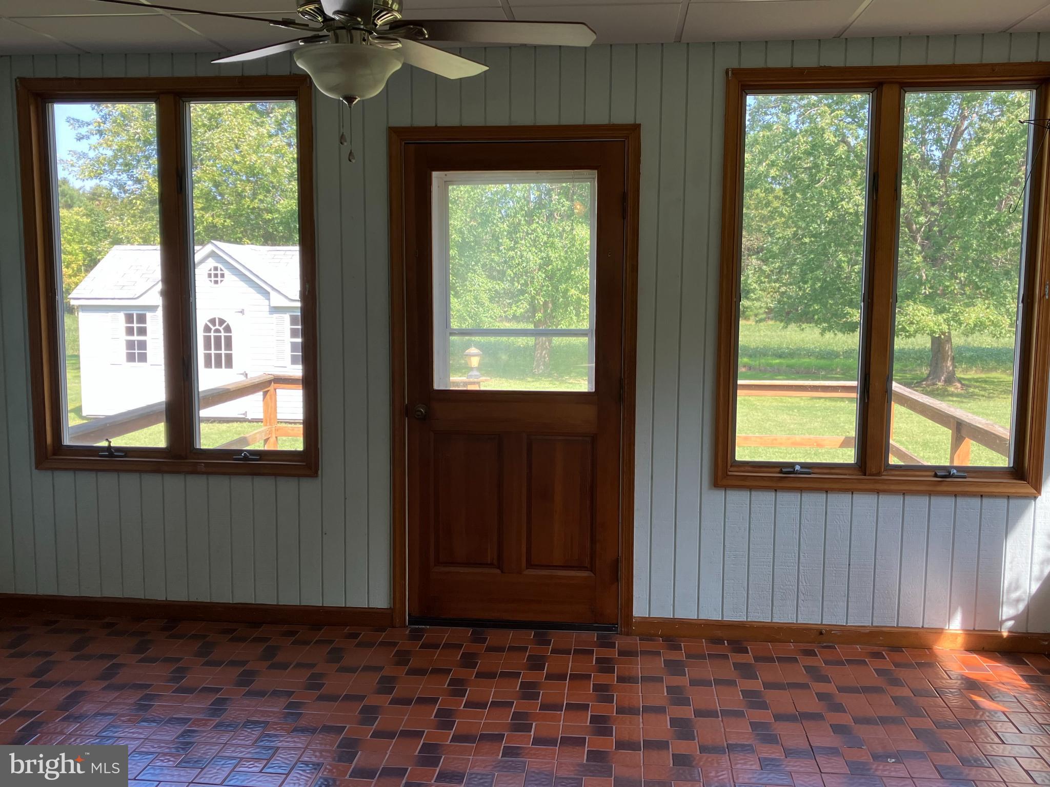 ROCK HALL - Residential