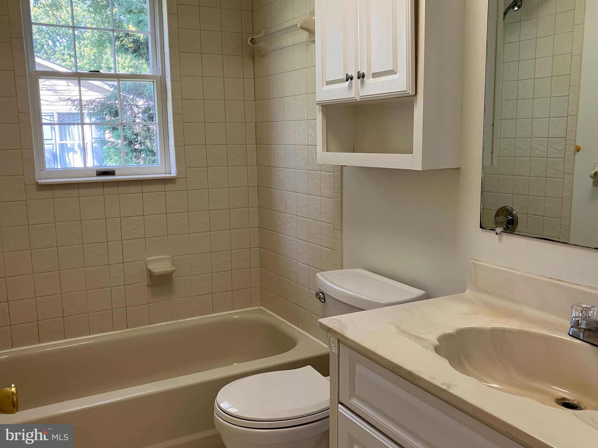 ROCK HALL - Residential