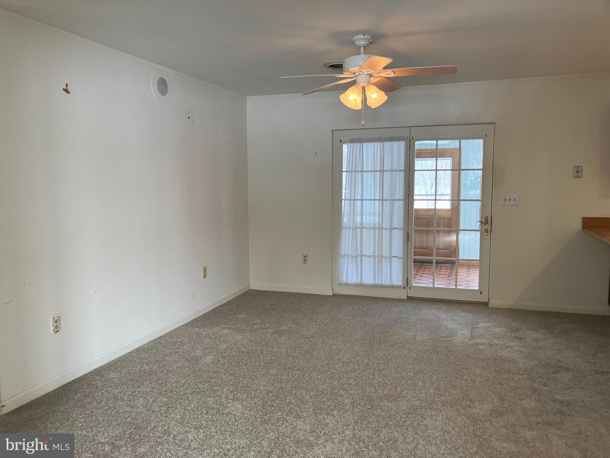 ROCK HALL - Residential