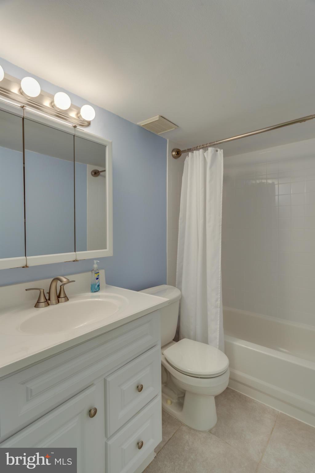 DALE CITY - Residential